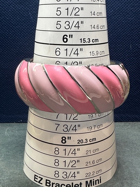 Two Tone Pink Swirl Enamel Bracelet NWT - Picture 5 of 5